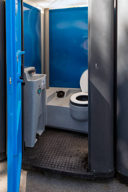 Best Portable restroom trailer rental  in Mill City, OR